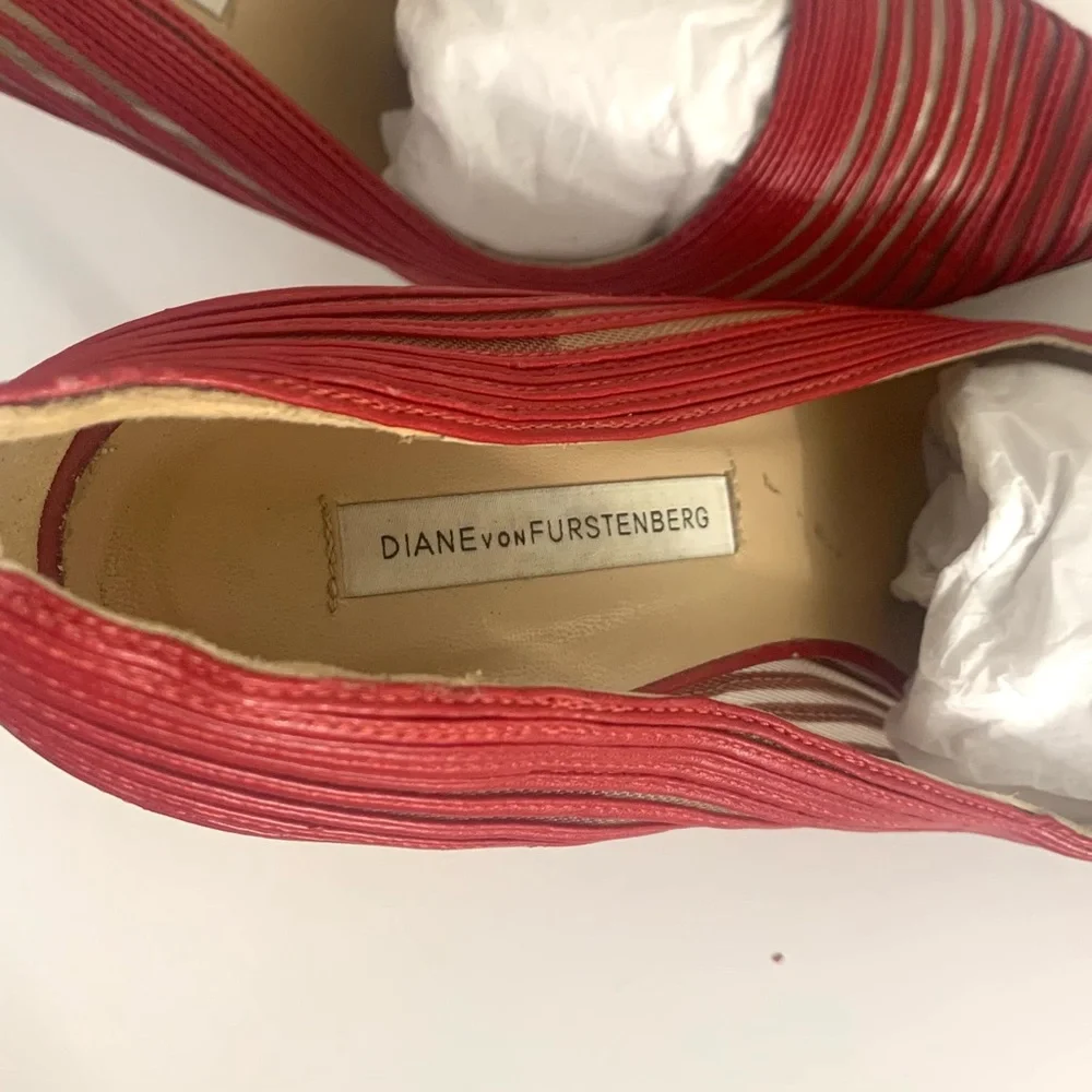 Diane Von Frontenberg red striped Bridgette leather and mesh pumps - Picture 5 of 6